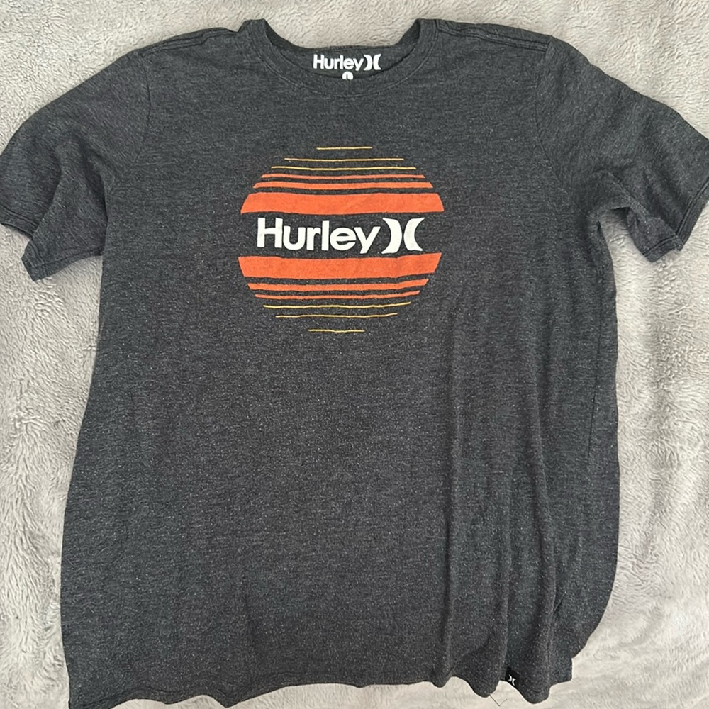 Hurley tee shirt boys large